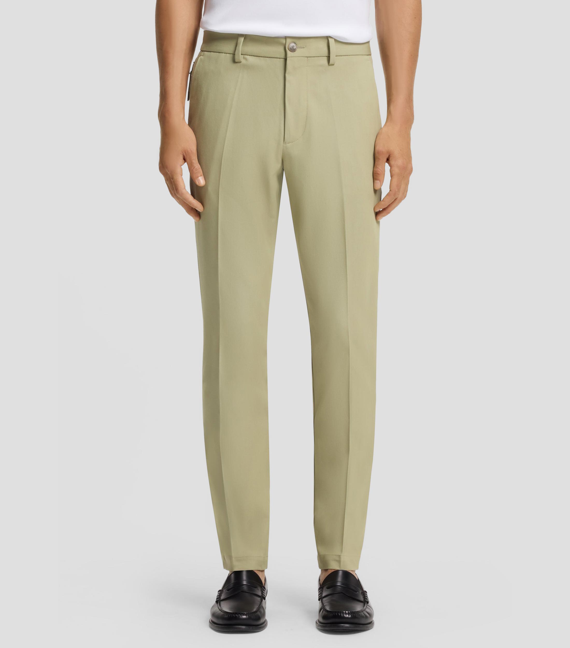 Pantalones slim fit en tejido multielástico Hombre